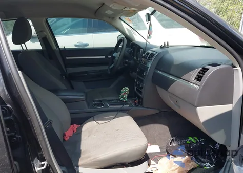 2010 Dodge Charger z USA, uszkodzony, nr VIN 2B3CA4CD7AH240080